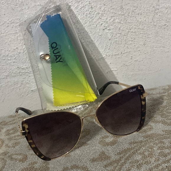 Coach Katelyn Gold/tan/dark brown shoes 9.5 M+🕶Quay Gradient Glow-up w case - Picture 7 of 17